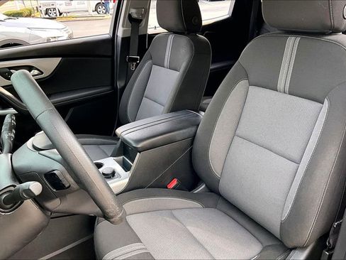 Used 2025 Chevrolet Blazer LT image 20