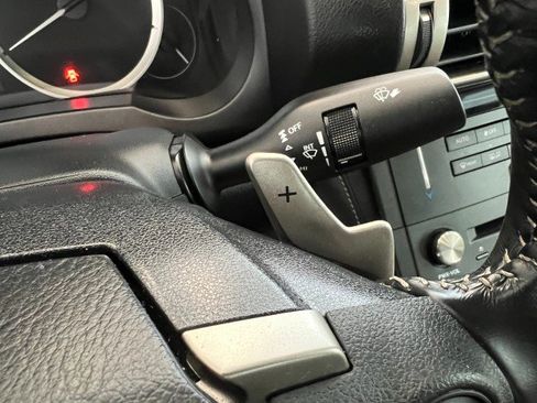 Used 2016 Lexus IS 300 AWD image 34