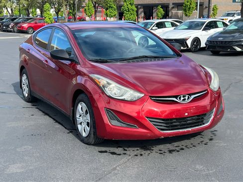 Used 2016 Hyundai Elantra SE image 4