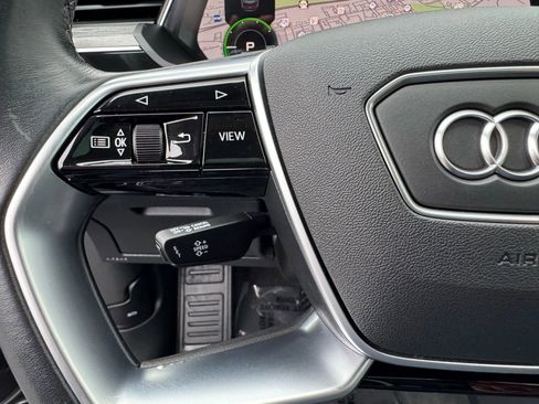 Used 2021 Audi e-tron Premium w/ Towing Package image 29