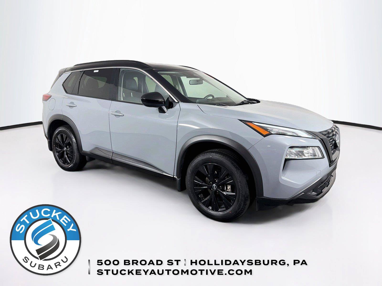 Used 2023 Nissan Rogue SV w/ SV Premium B Package AWD/4WD image 1