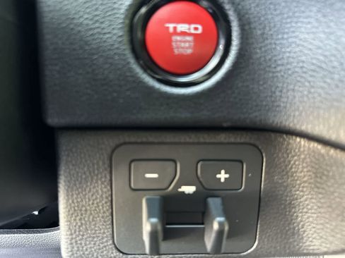 New 2026 Toyota Tundra SR5 AWD/4WD image 38