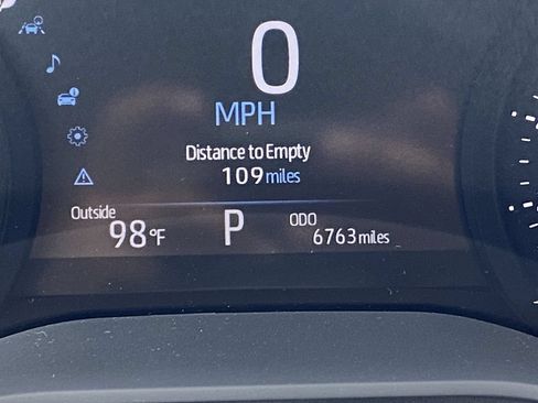 Certified 2026 Toyota Sienna XLE FWD image 12