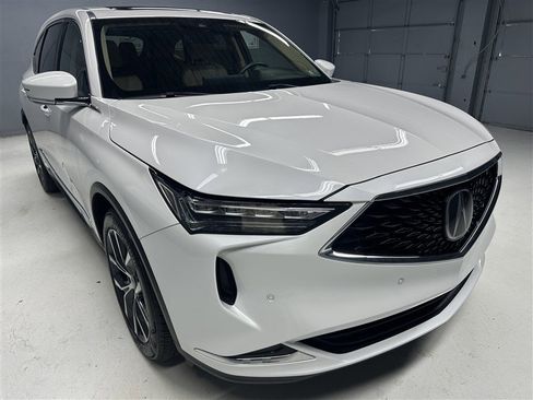 Used 2023 Acura MDX SH-AWD w/ Technology Package image 14