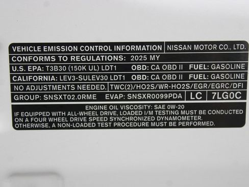 Used 2025 Nissan Kicks SV FWD image 36