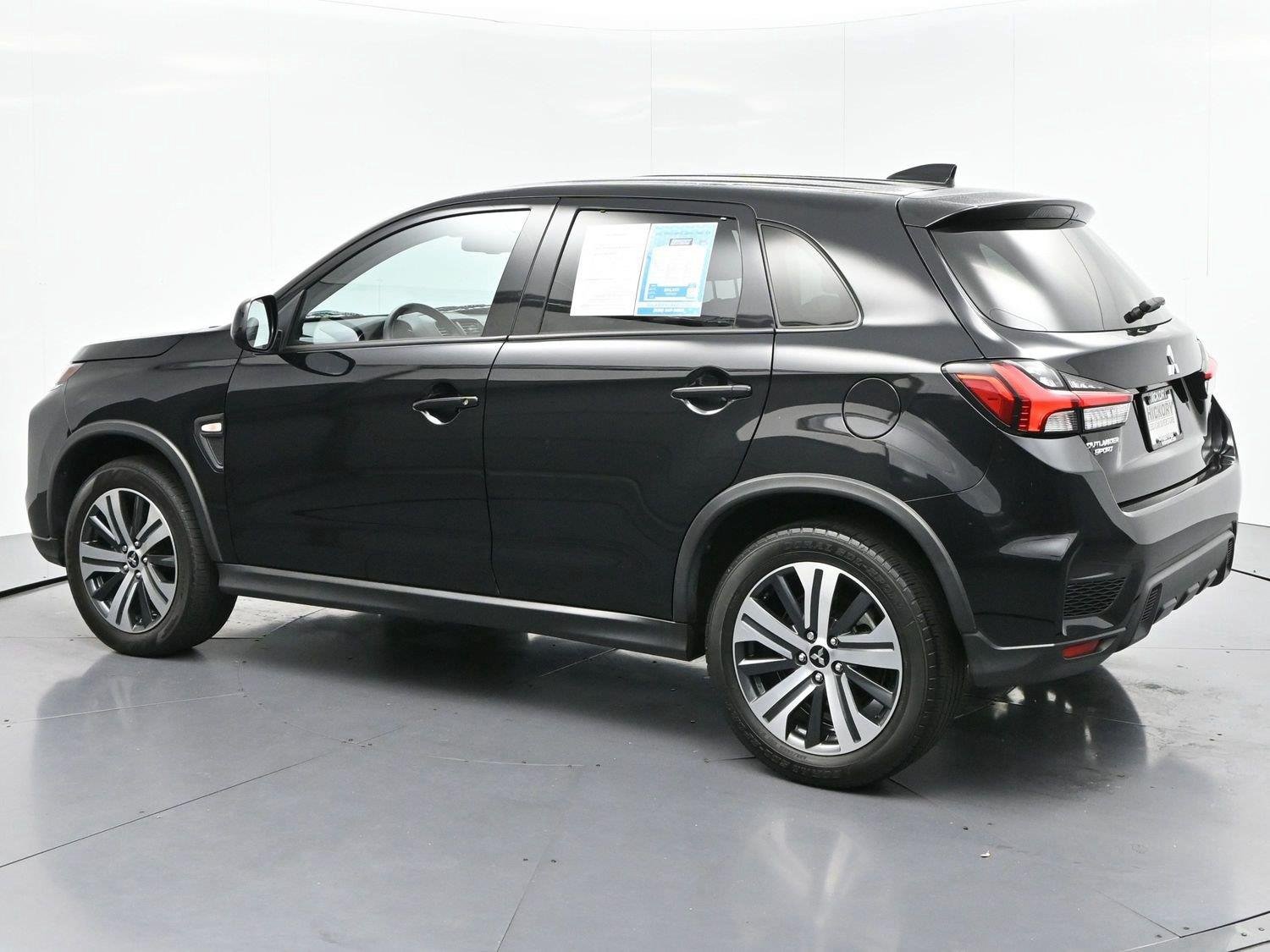 Used 2023 Mitsubishi Outlander Sport ES AWD/4WD image 4