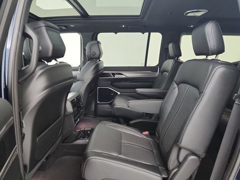 New 2026 Jeep Grand Wagoneer Limited AWD/4WD image 32