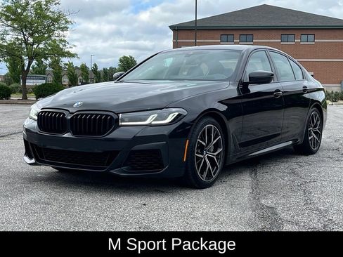 Used 2022 BMW 540i xDrive w/ M Sport Package AWD/4WD image 3