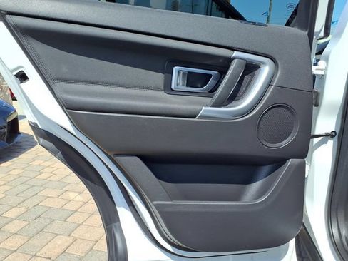 Used 2016 Land Rover Discovery Sport HSE AWD/4WD image 21