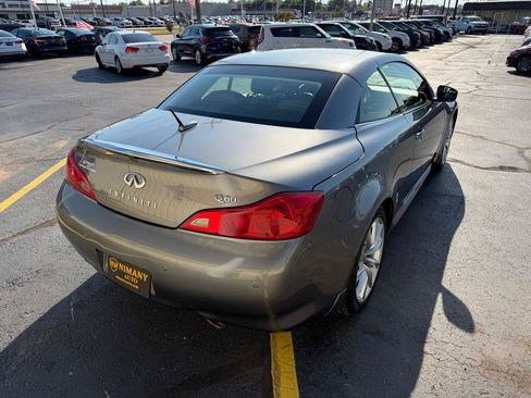 Used 2014 INFINITI Q60 Convertible w/ Premium Package RWD image 6