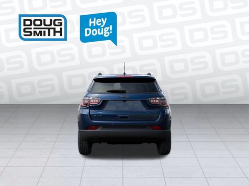 New 2026 Jeep Compass Latitude AWD/4WD image 5