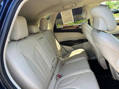 Used 2016 Lincoln MKC Select AWD/4WD image 34