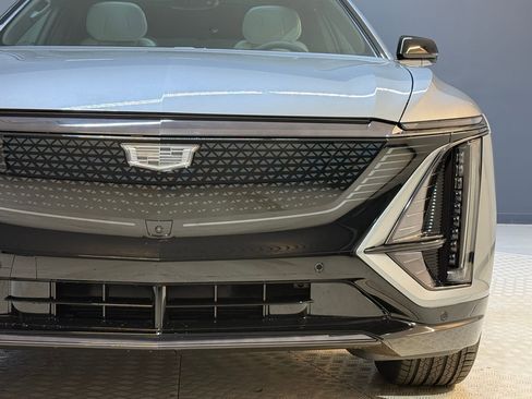 New 2026 Cadillac Lyriq Sport image 11
