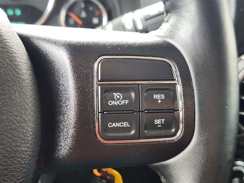 Used 2018 Jeep Wrangler Unlimited Sport AWD/4WD image 31