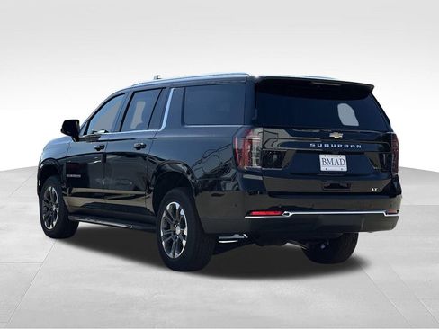 New 2026 Chevrolet Suburban LT w/ Comfort Package AWD/4WD image 11