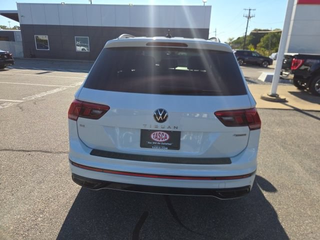 Used 2024 Volkswagen Tiguan SE R-Line AWD/4WD image 6