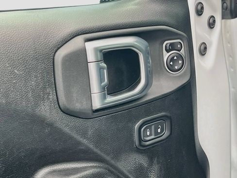 Certified 2022 Jeep Wrangler Unlimited Sport AWD/4WD image 17