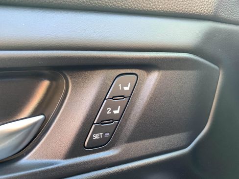 Used 2023 Honda Accord Touring image 12