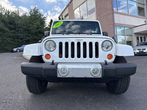 Used 2012 Jeep Wrangler Sahara AWD/4WD image 13