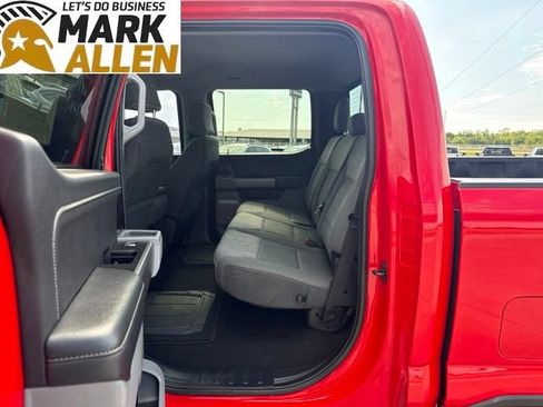 Used 2025 Ford F250 XLT w/ Black Appearance Package AWD/4WD image 6