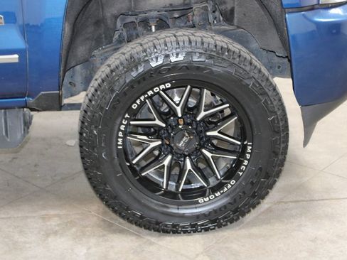 Used 2019 Chevrolet Silverado 2500 High Country w/ Duramax Plus Package AWD/4WD image 58
