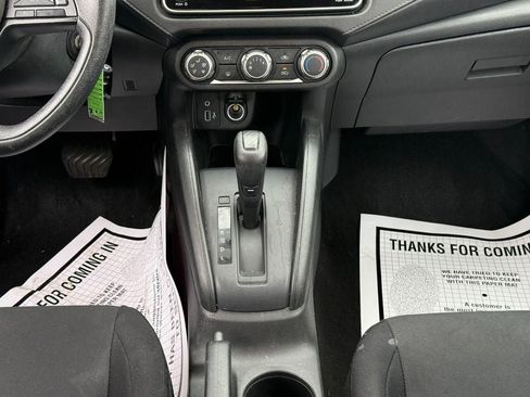 Used 2023 Nissan Versa S FWD image 13