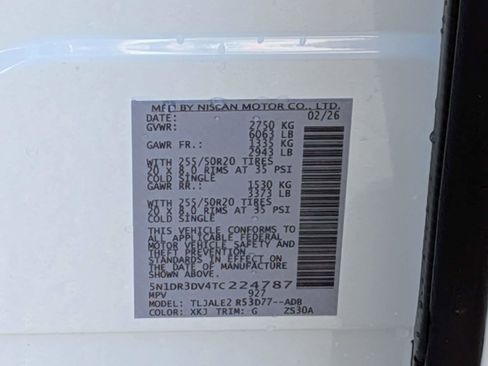 New 2026 Nissan Pathfinder Platinum image 36