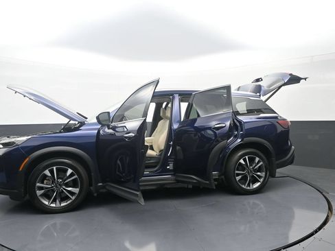 Used 2023 INFINITI QX60 Luxe w/ Vision Package AWD/4WD image 41
