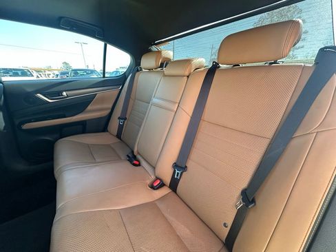 Used 2018 Lexus GS 350 image 22