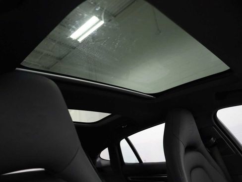 Used 2023 Porsche Panamera 4 image 20