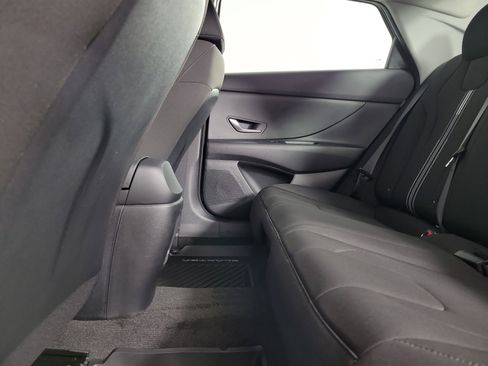 New 2025 Hyundai Elantra Blue image 32