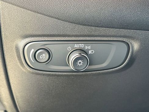 Used 2024 Chevrolet Equinox LT AWD/4WD image 28