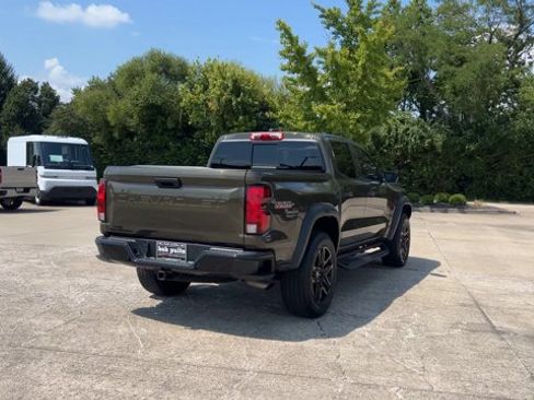 Used 2025 Chevrolet Colorado Trail Boss AWD/4WD image 8