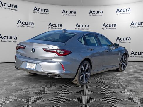 Certified 2025 Acura TLX w/ Technology Package image 5