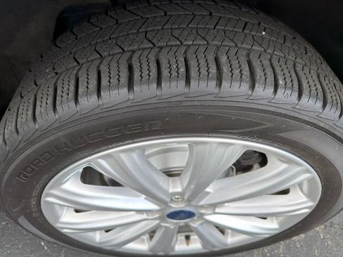 Used 2019 Ford Escape SEL AWD/4WD image 29
