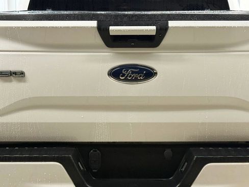 Used 2017 Ford F150 XLT w/ Equipment Group 302A Luxury image 11