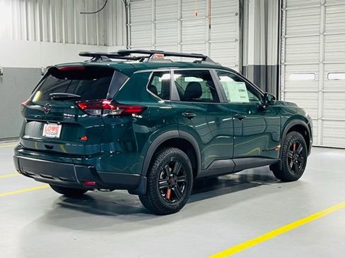 New 2026 Nissan Rogue SV AWD/4WD image 16