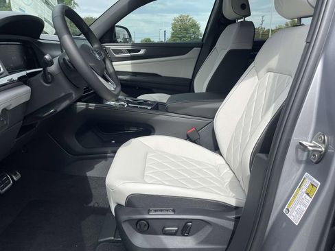 New 2026 Volkswagen Atlas Cross Sport SEL Premium R-Line AWD/4WD image 18