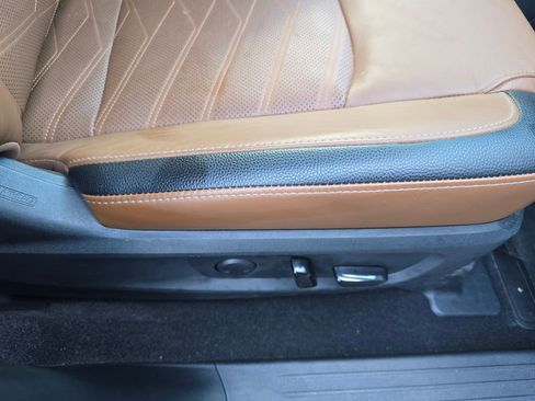 Used 2023 Nissan Pathfinder Platinum w/ Lighting Package (N93) image 23