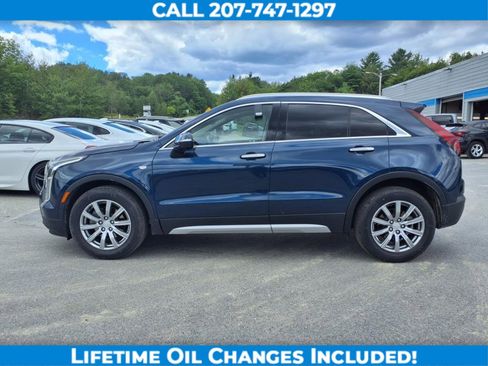 Used 2022 Cadillac XT4 Premium Luxury w/ Enhanced Visibility Package image 9