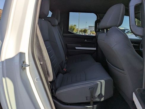 Used 2024 Toyota Tacoma TRD Off-Road w/ TRD Off Road Upgrade Package AWD/4WD image 28