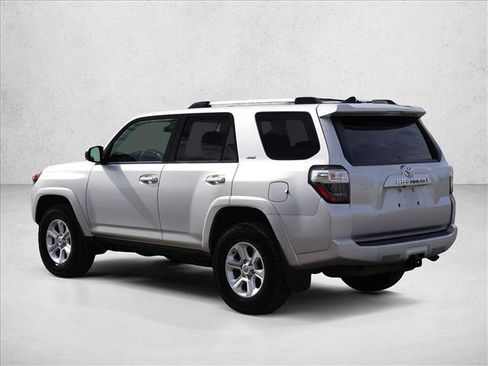 Certified 2024 Toyota 4Runner SR5 AWD/4WD image 8
