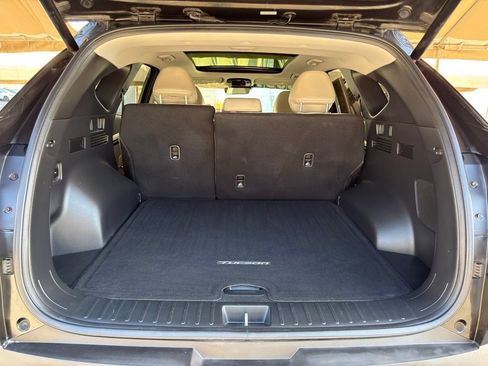 Used 2024 Hyundai Tucson Limited AWD/4WD image 12