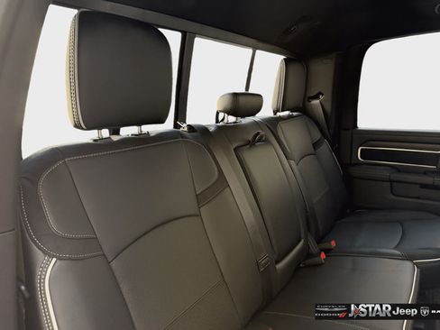New 2026 RAM 3500 Laramie AWD/4WD image 32