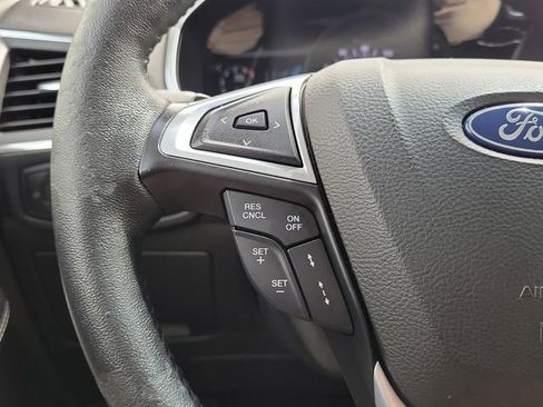 Used 2018 Ford Edge Titanium w/ Equipment Group 302A image 22