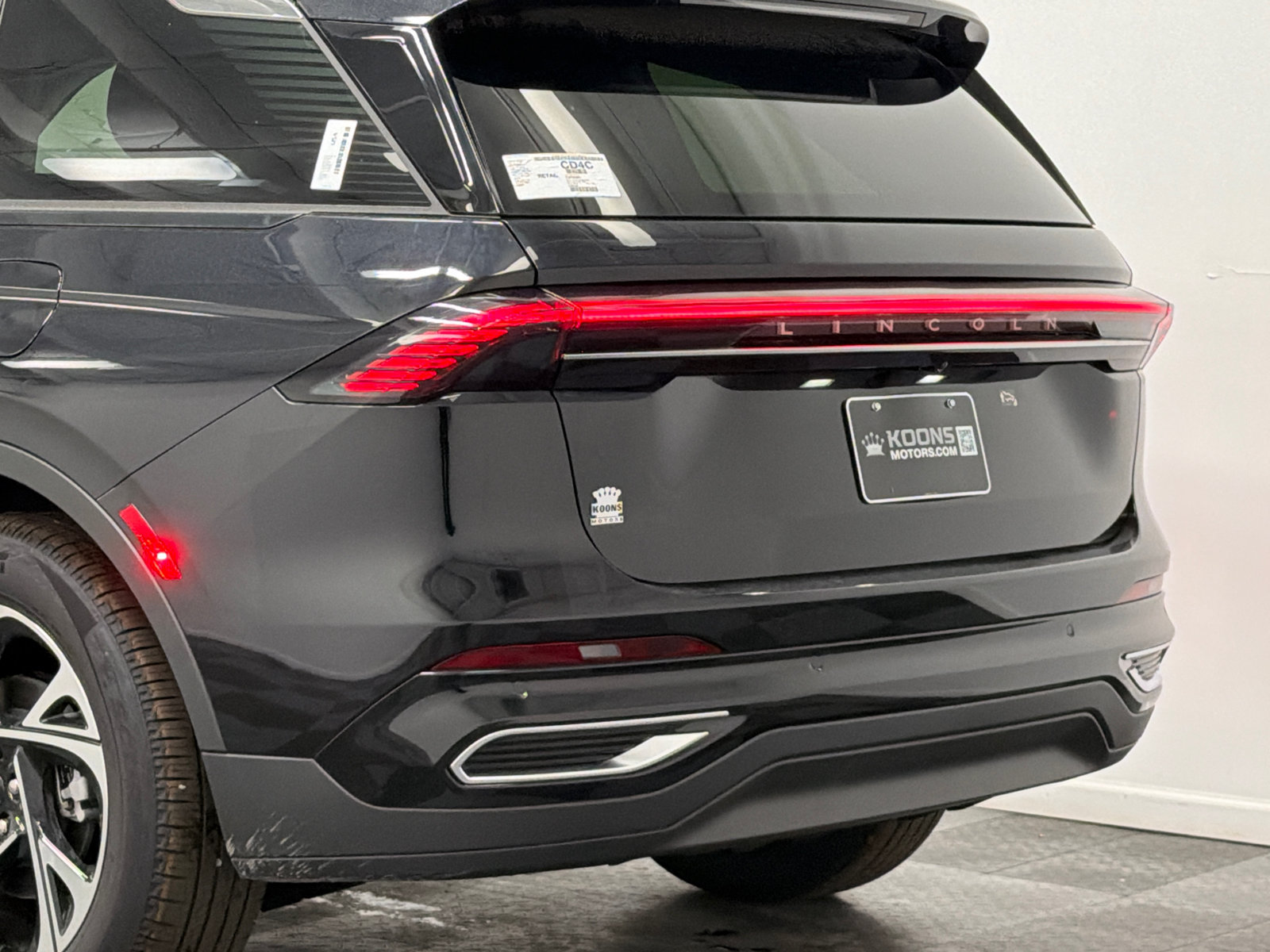 New 2026 Lincoln Nautilus Premier AWD/4WD image 7