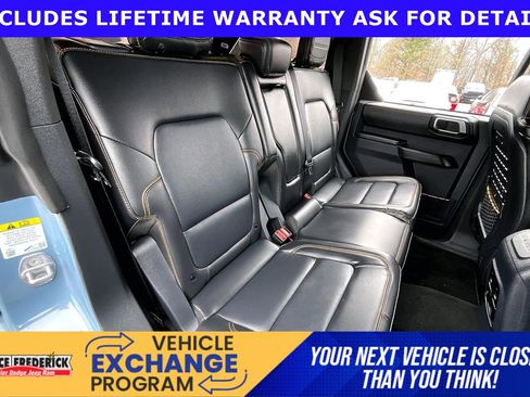 Used 2024 Ford Bronco Badlands image 22