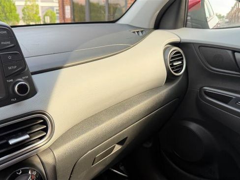 Used 2021 Hyundai Kona SEL AWD/4WD image 39
