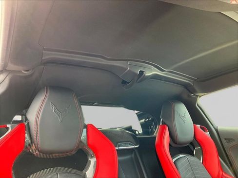 Used 2025 Chevrolet Corvette Z06 RWD image 17