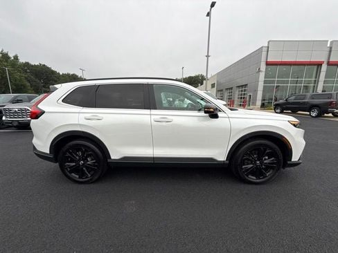 Used 2023 Honda CR-V Sport Touring image 12